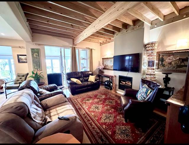 3 BEDROOM HOUSE FOR SALE IN PINNACLE POINT GOLF ESTATE